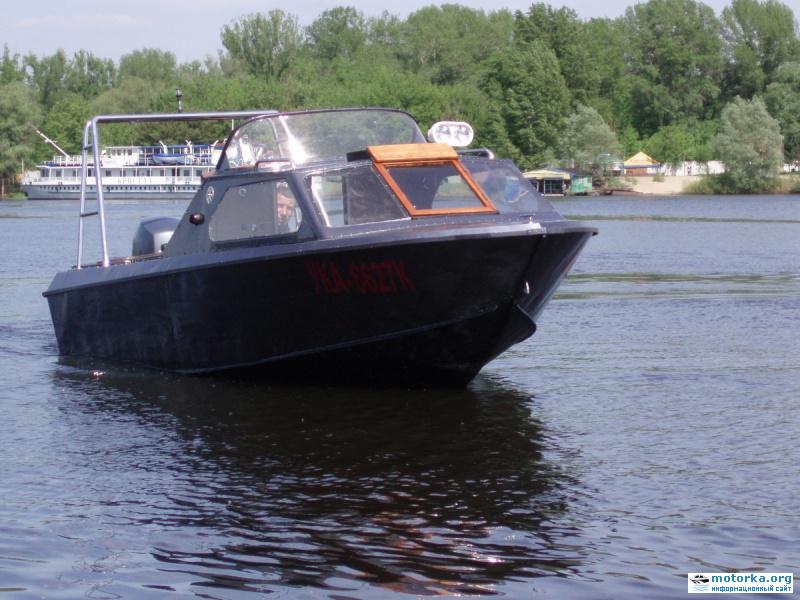 лодка Москва-2