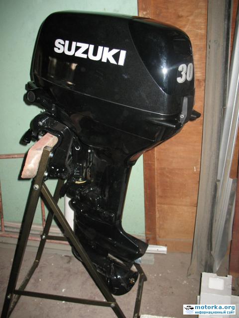   Suzuki DT30 (DT30S, DT30L, DT30ES, DT30EL, DT30RS, DT30RL)