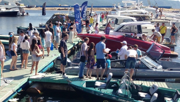   VOLGA boat show 2015
