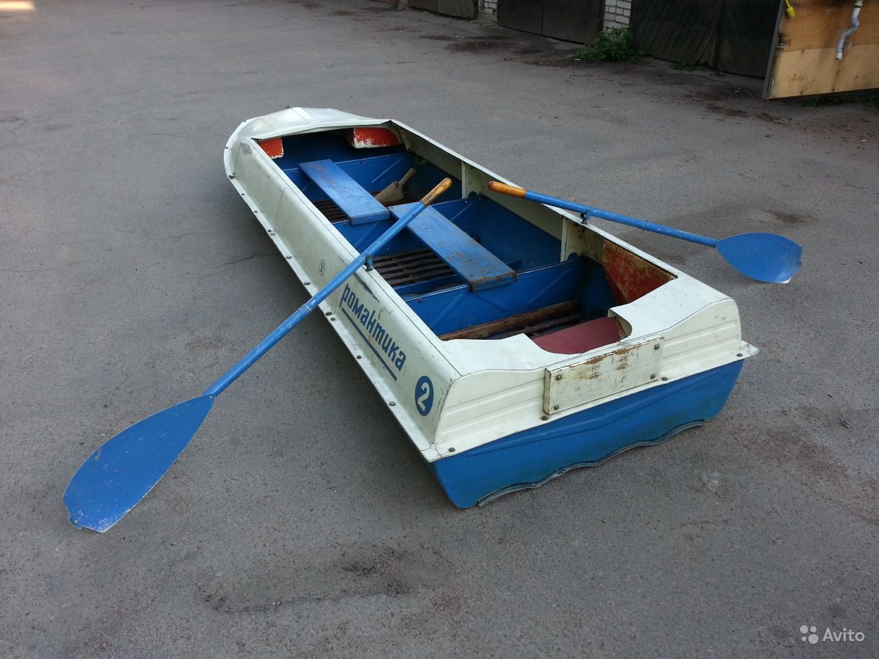 лодка Романтика-2